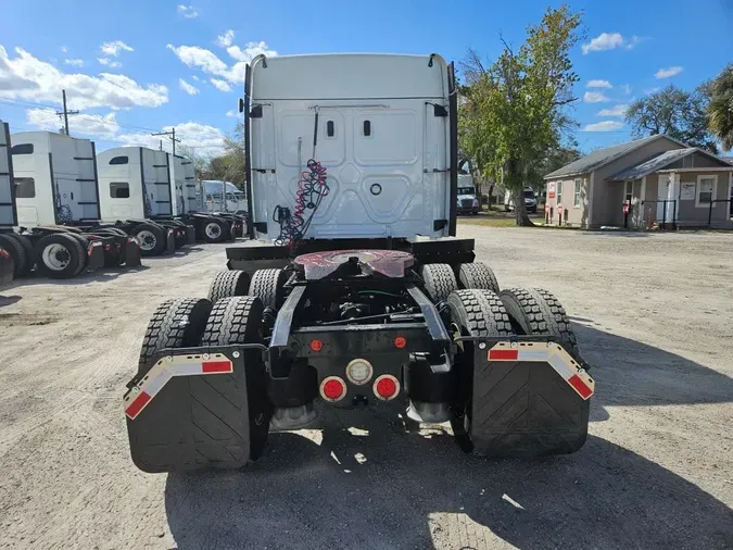2019 FREIGHTLINER/MERCEDES CASCADIA 125