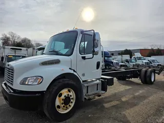 2019 FREIGHTLINER/MERCEDES M2 106