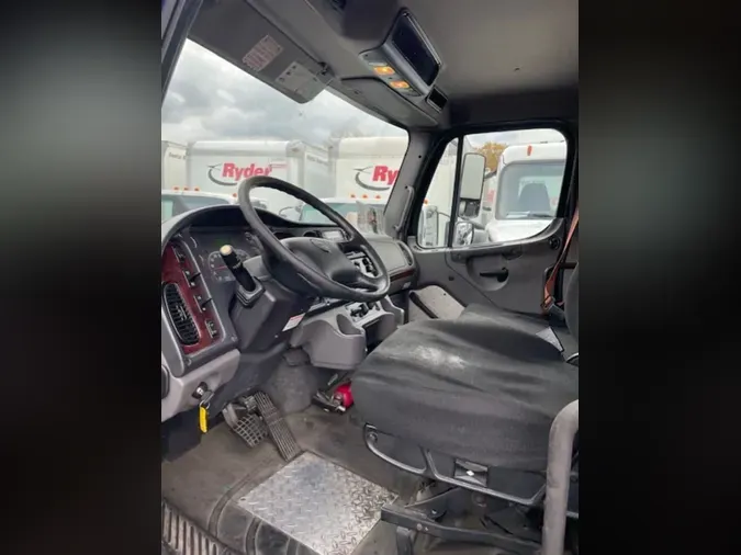 2018 FREIGHTLINER/MERCEDES M2 10614c95f7ecc2746a30ece7a800f0f1cf3