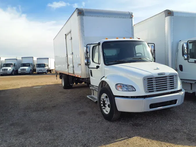 2016 FREIGHTLINER/MERCEDES M2 106