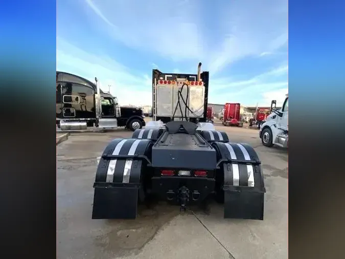 2021 Volvo VNL84T740