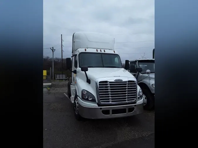 2017 FREIGHTLINER/MERCEDES CASCADIA 12514d2b6836de3bc2624c7e78a1e14ac95