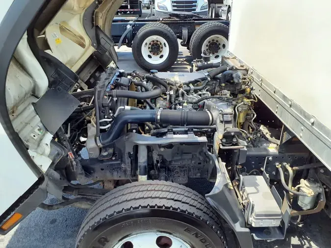 2018 ISUZU NPR HD
