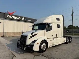 2019 Volvo VNL64T760