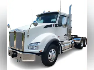 2026 Kenworth T880