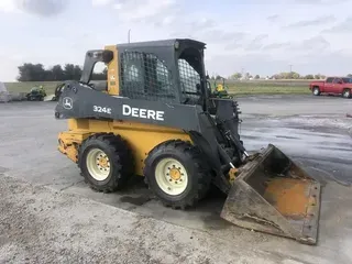 2018 John Deere 324E