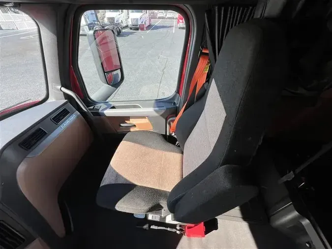 2019 FREIGHTLINER CASCADIA