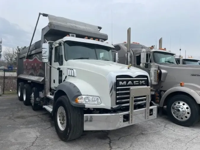 2019 Mack Trucks Granite&reg;14ddc8db954f1a4865d5ff9d81129666