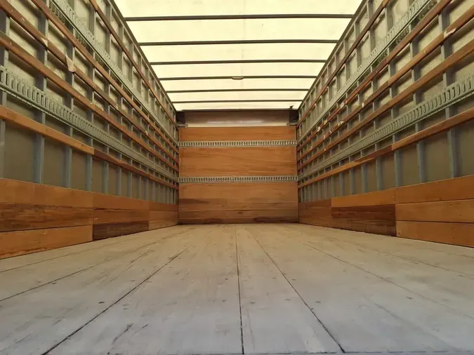 2019 FREIGHTLINER/MERCEDES M2 106