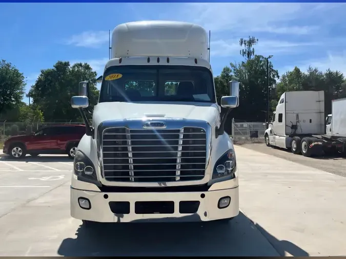 2018 FREIGHTLINER/MERCEDES CASCADIA 113