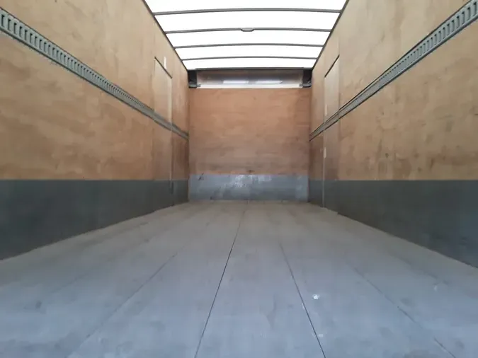 2020 FREIGHTLINER M2 106