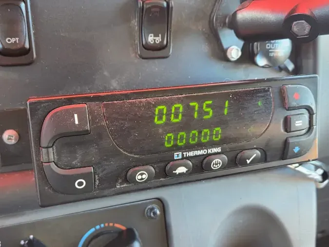 2019 FREIGHTLINER/MERCEDES M2 106