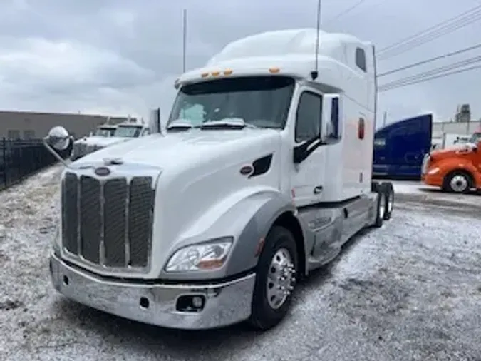 2021 Peterbilt 579