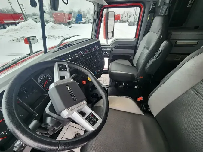 2025 MACK ANTHEM14e453760f35c606920a6788e0d64c2e