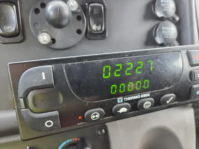 2019 FREIGHTLINER/MERCEDES M2 106