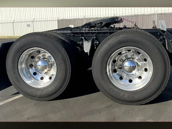 2021 INT LT625 6x4