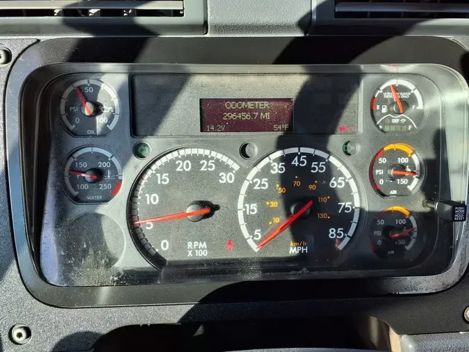 2020 FREIGHTLINER/MERCEDES CASCADIA 125