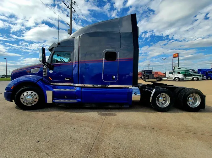 2019 Peterbilt 57914e63a8d96d9d4c1982a21ab5cc45c12