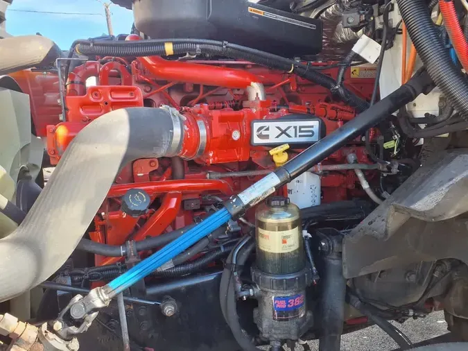 2021 NAVISTAR INTERNATIONAL LT625 DAYCAB S/A