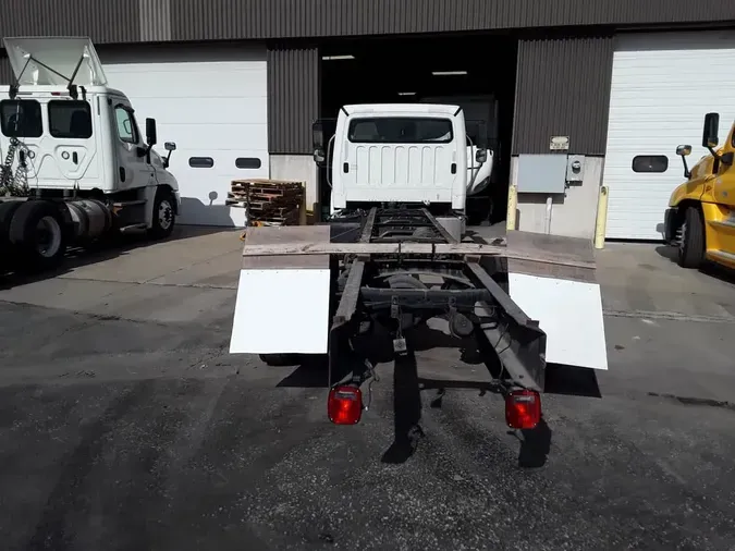 2020 FREIGHTLINER/MERCEDES M2 106