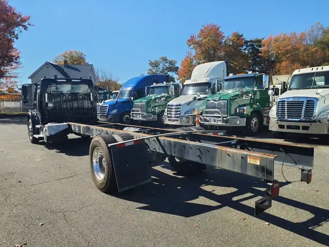 2019 FREIGHTLINER/MERCEDES M2 106