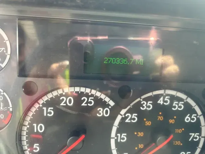 2019 FREIGHTLINER/MERCEDES M2 106