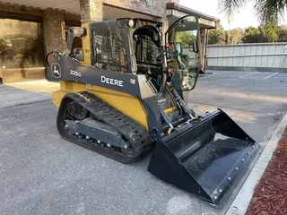 2022 John Deere 325G