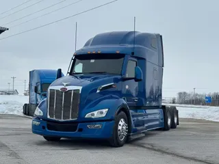 2023 PETERBILT 579
