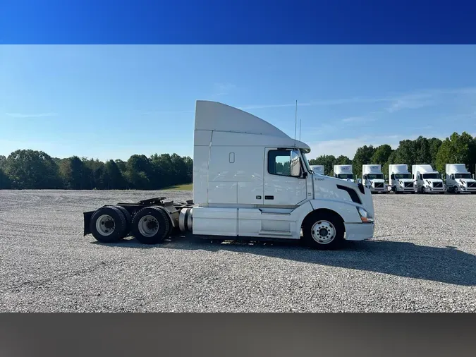 2016 Volvo VNL 740