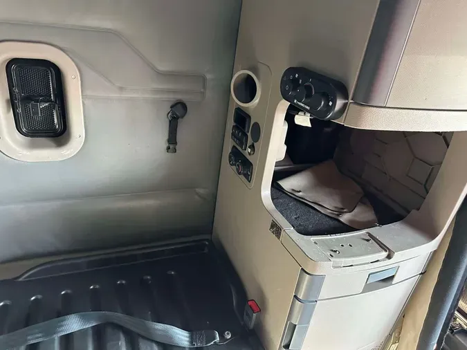 2019 FREIGHTLINER CASCADIA