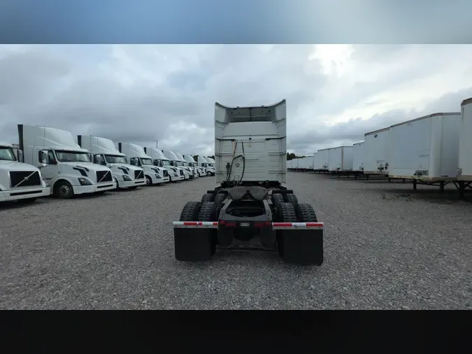 2019 Volvo VNL 740