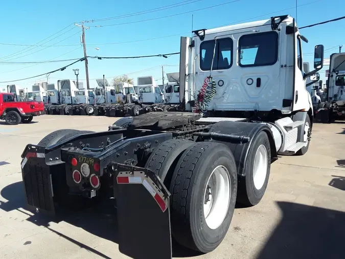 2019 FREIGHTLINER/MERCEDES NEW CASCADIA 116
