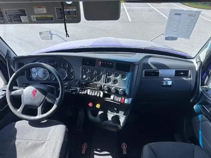 2022 Kenworth T680150660c907260a043729e925c8b178c5