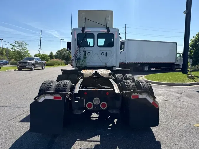 2019 FREIGHTLINER/MERCEDES CASCADIA 12515071d68cfc18e8c12d2c063b7d4fa17