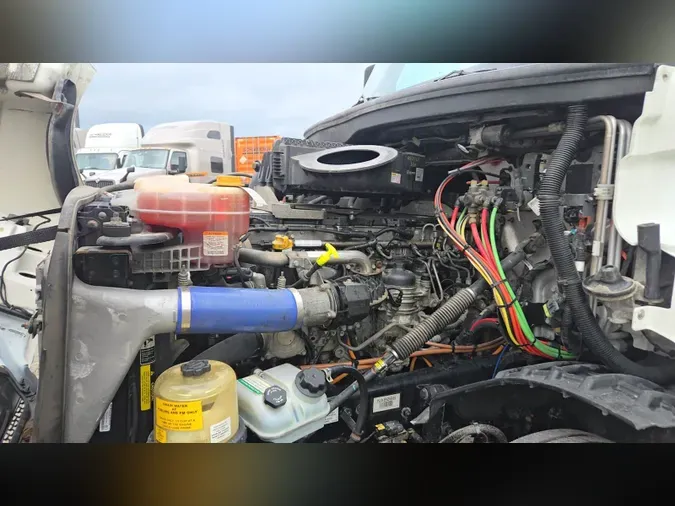2022 Freightliner Cascadia 126