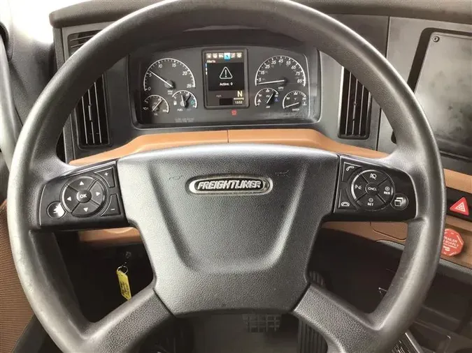 2020 FREIGHTLINER CASCADIA