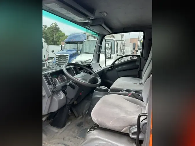 2020 ISUZU NQR
