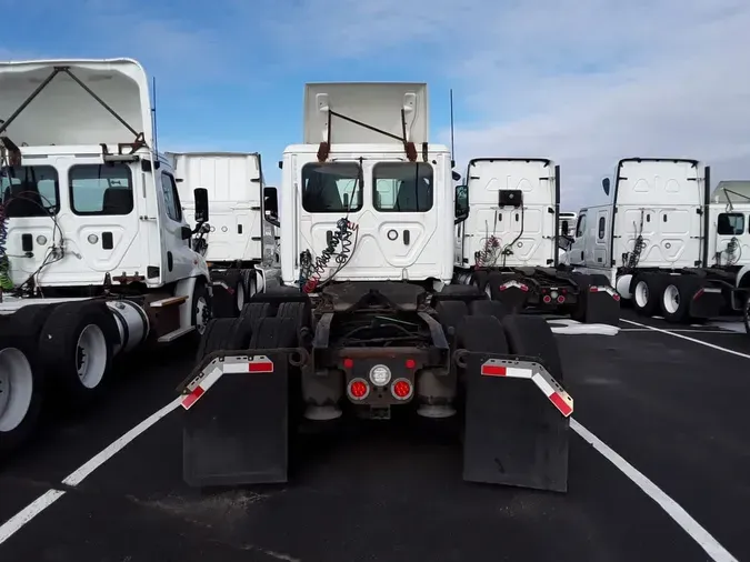 2019 FREIGHTLINER/MERCEDES NEW CASCADIA PX12664150b5f73b881abe65cdc855180908ec7