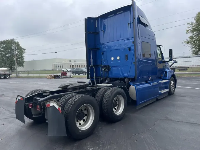 2020 International LT625