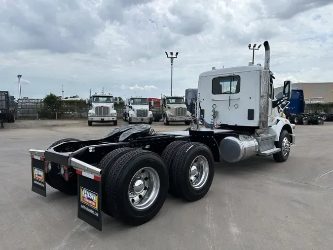 2020 Peterbilt 567