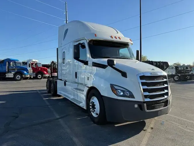 2020 Freightliner Cascadia