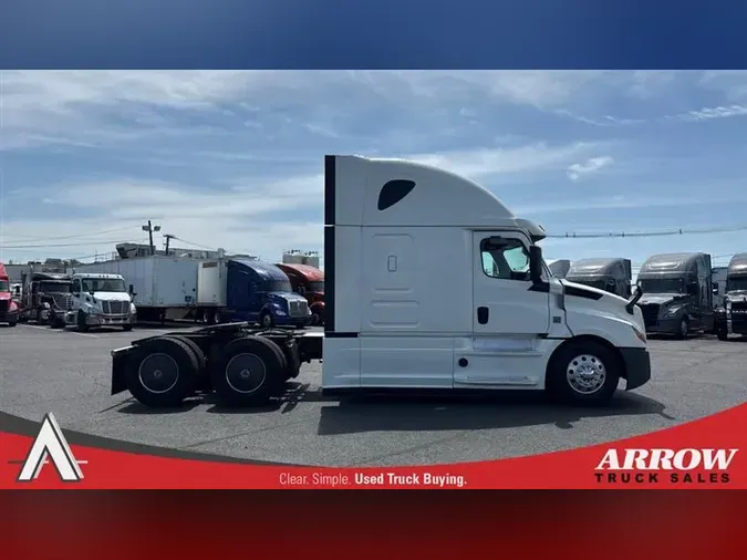 2019 FREIGHTLINER CA126
