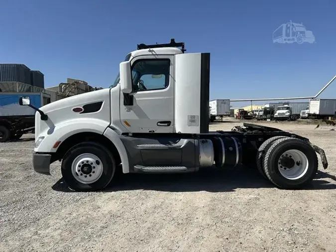 2016 PETERBILT 579