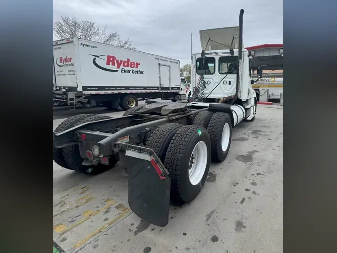 2018 FREIGHTLINER/MERCEDES CASCADIA 125
