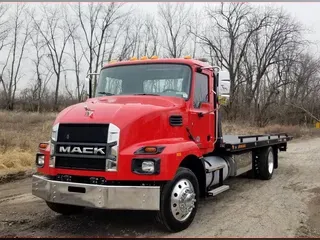 2024 Mack MD7 42R