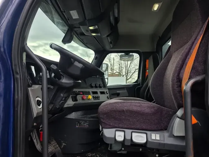 2020 FREIGHTLINER/MERCEDES NEW CASCADIA PX12664