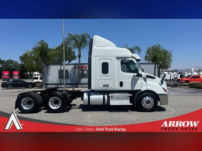 2020 FREIGHTLINER CA116