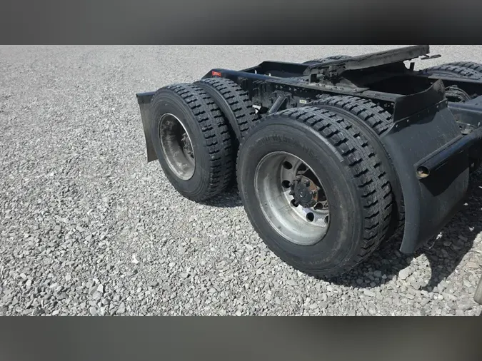 2020 Volvo VNL3001529bf5289a772033223709f9bff482c