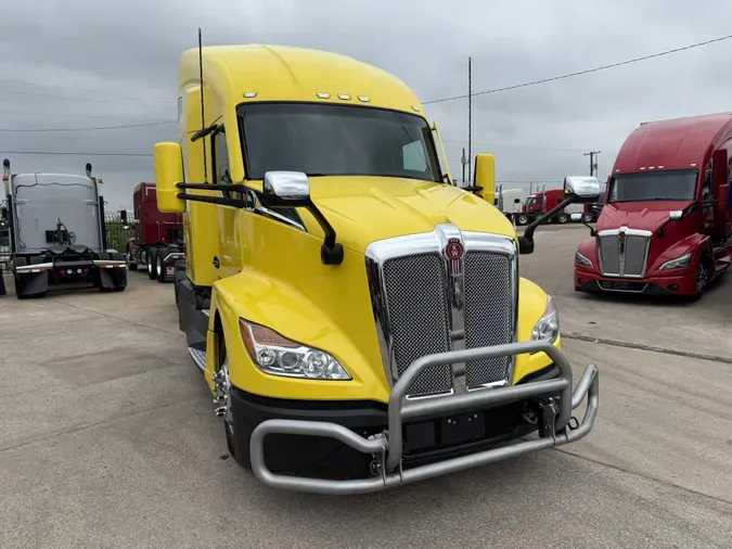 2023 Kenworth T680