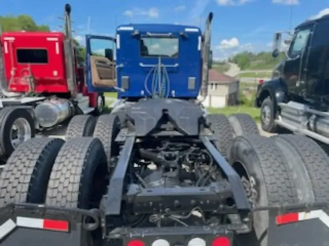 2018 KENWORTH T880